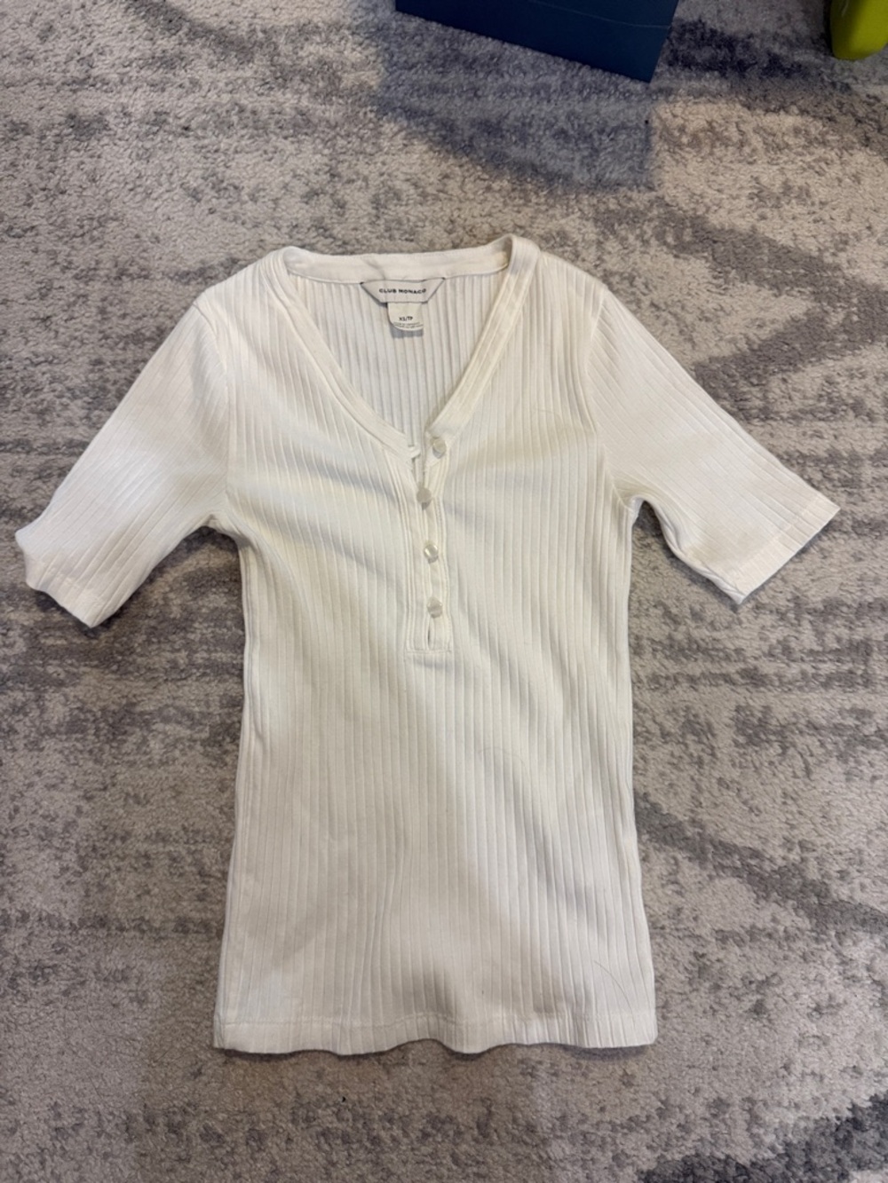 Club Monaco White Ribbed Short Sleeve Henley Top